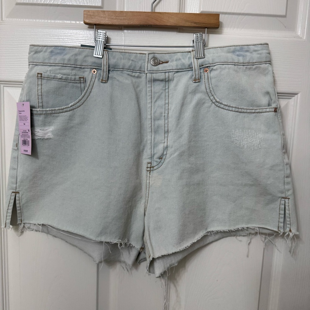 Wild Fable Light Blue Denim Shorts Super HighRise Women Sz 14 Cutoff Raw Hem NWT